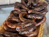 Ароматная, насыщенная, с натуральной оболочкой и выраженным копчёным — फ़ोटो 2