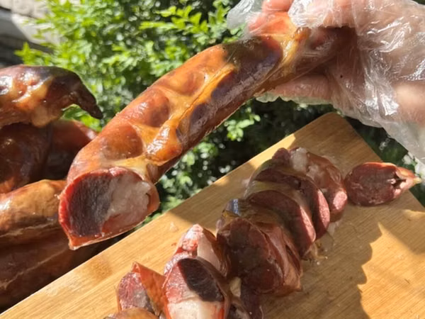 Домашняя копчёная колбаса в натуральной оболочке. - Состав по фото