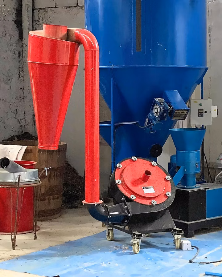 Измельчитель тюков и мельница с аспирацией Demetra DM-500BL