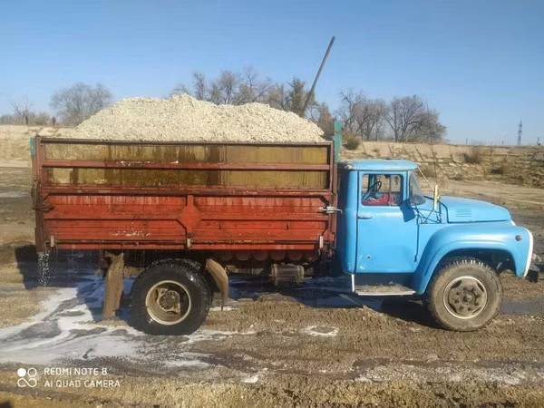 Жом Жом Жом
зил селхоз 10-11 тонн