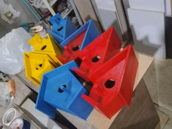 Məhsul: Taxta quş yuvaları (rəngli) Təsvir: - Material: Keyfiyyətli