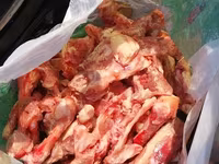 It yemi. Toyuqun Qabirga ve Bud sumuyu, Toyuq farji ciyer boyun — foto 4