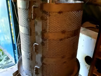 Se vinde un teasc nou, total din inox, cu volumul de 120 L — foto 4