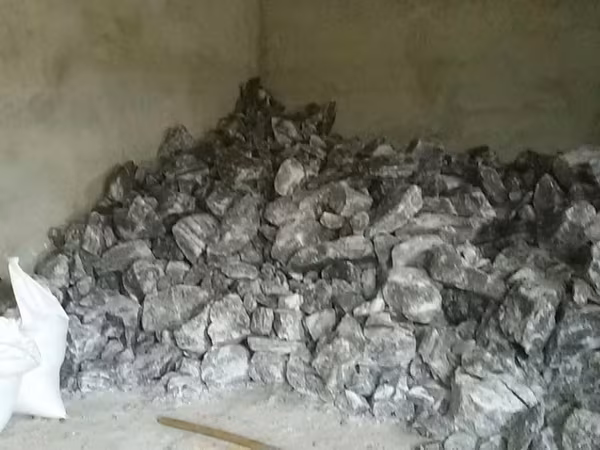 Sare bulgari,sare in saci 25kg-160lei ,sare brichete de 5kg-25lei.bulgari 7lei
