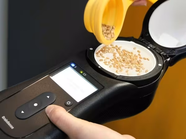 🌾🌾🌾GrainSense: Soluția Portabilă pentru Analiza Avansată a Cerealelor🌾🌾🌾