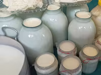 1 ltr --1 m 50 qəpik ( Süd ) 3 kq balon --4 m 50 qəpik (qatiq) 600 qr — fotografija 4