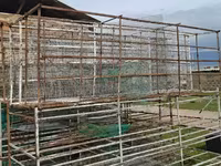 Հավի վանդակներ հավի բուն — fotografija 1