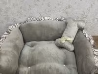 Ev heyvanları üçün yumşaq yataq – kvadrat formalı, yüksək bortlu, boz — الصورة 3