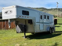 2009 4-Star Trailers 3Horse Gooseneck Gooseneck Horse Trailer — 사진 1