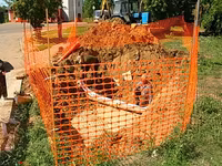 Аварийная пластиковая сетка.Plasă pentru protecție şantier.Plasa pentru umbrire. — zdjęcie 4