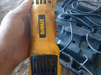 Электрическая машинка для стрижки овец/коз DEWALT - Сетевой триммер с — الصورة 5