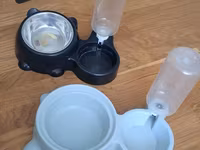 Ev heyvanları üçün aksesuarlar 1) Daşıma qabı + tualet qabı + yemək — عکس 3