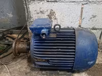 Motor electric 7,5kw 960rotatii. Электромотор 7,5kw 960об/мин — снимка 1