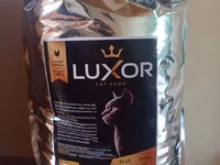 Uzerinden 1-2 kq işledilib hövsandadir Luxor Cat Food – Toyuqlu — الصورة 2