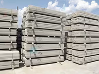 Stâlpi pretensionați de beton pentru gard. Lungimea 2.40m — fotografija 1