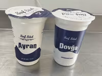 Ayran Saf Süd brendindən "Ağartı Məhsulu" kateqoriyasına aid ayran və — 사진 1