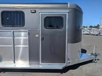2026 C&B Maverick Bumper Pull Horse Trailer — снимка 5