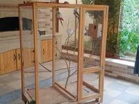 Böyük ölçülü quş volyeri/sərgisi - Material: möhkəm taxta karkas, sıx — عکس 1