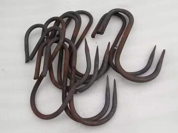Продам ,,,крючки,