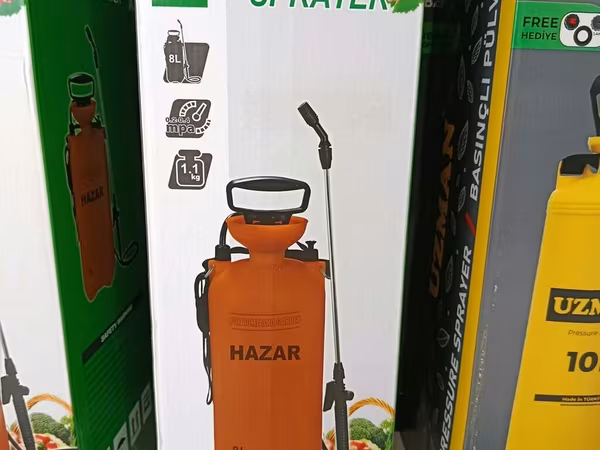 Dezinfeksiya dərman aparati 
8 litr 
dərmanlama aparatı