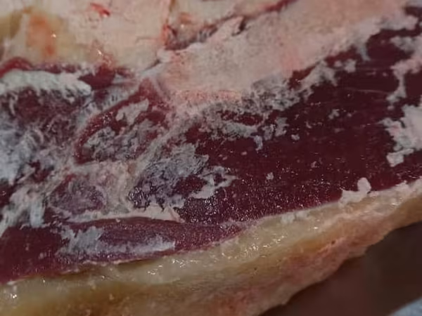 Говядина на кости — натуральные отрубы - Цельные куски и порционные