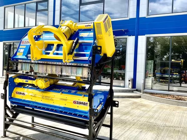 Vindem tocatoare profesionale Zanon (Italia) pentru orce tractor