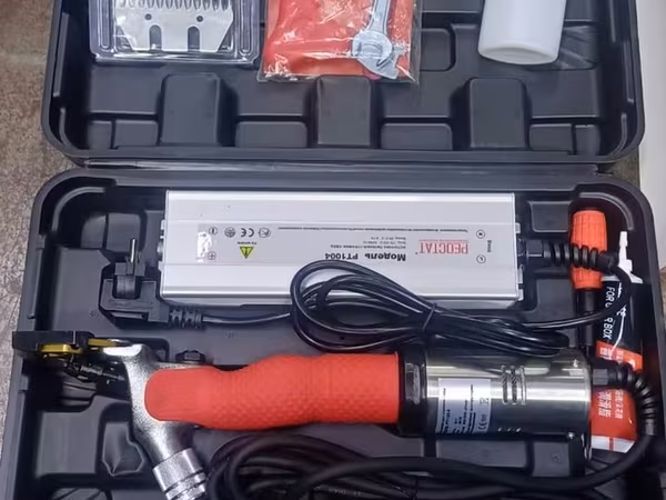 Инверторный Машинка для стрижки овец REOSTAT PT1004 (IT-TECH) в кейсе