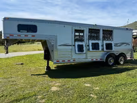 2009 4-Star Trailers 3Horse Gooseneck Gooseneck Horse Trailer — 사진 2