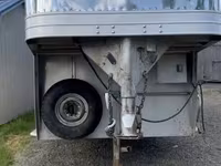 1995 Featherlite Trailers 8546 Gooseneck Horse Trailer — عکس 2