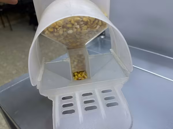 Кормушка для голубей Автоматическая